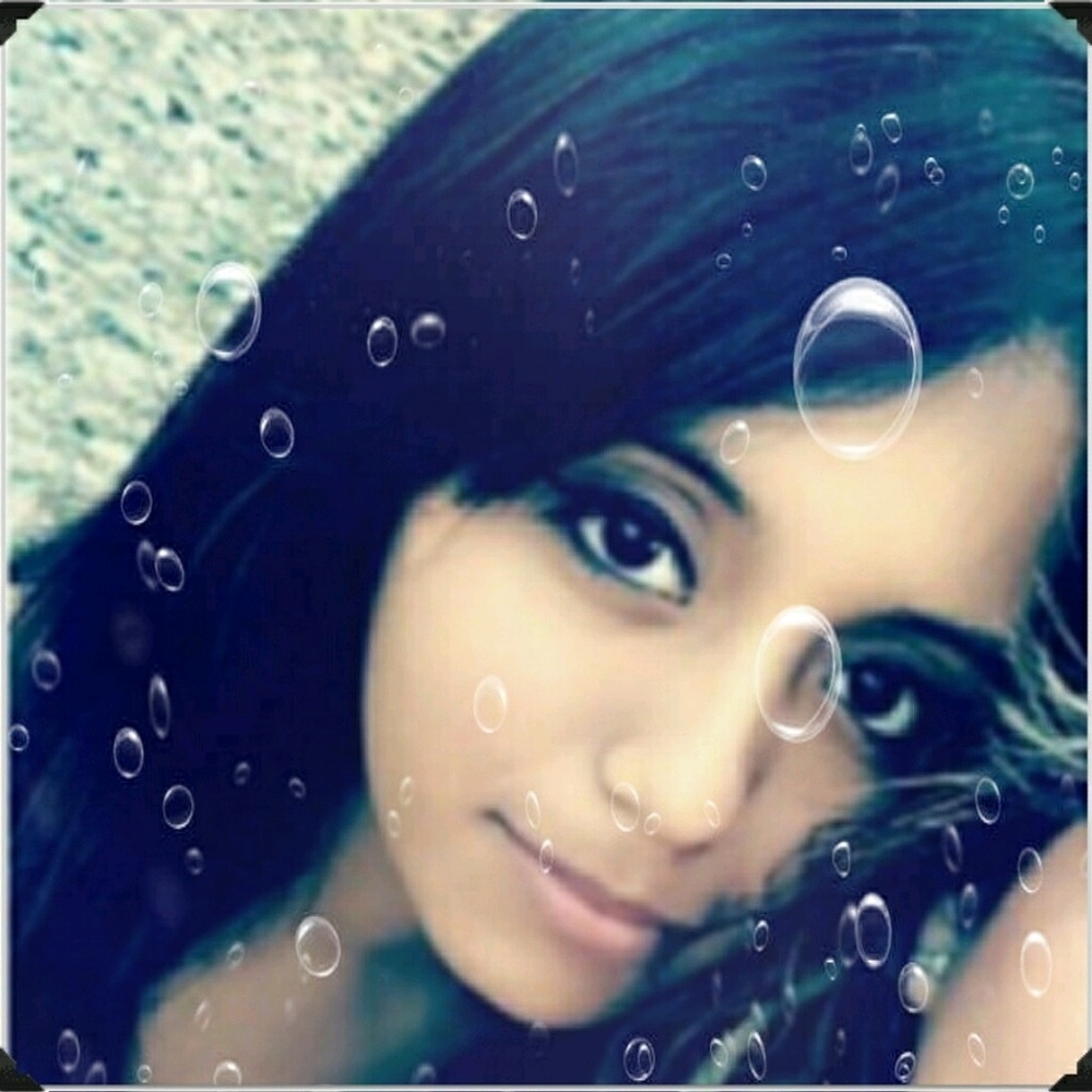 Meet your Posher, Rosario